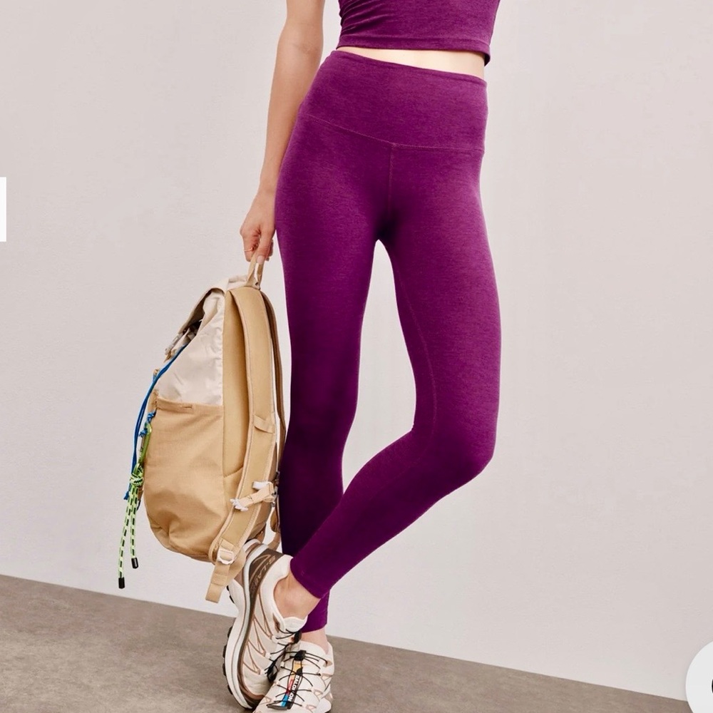 Beyond Yoga Spacedye Midi High Waisted Leggings in Aubergine-Beet. Size XS